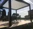 Exploiter l'espace extérieur avec une pergola tendance et économique