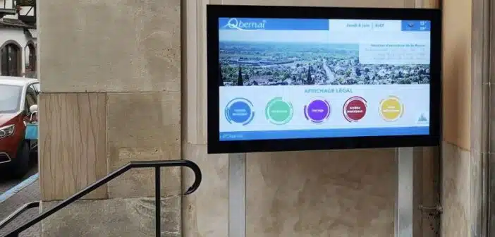 La borne interactive d'affichage légal un outil de communication innovant pour les mairies