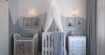 Quand mettre bébé dans son lit à barreau ?